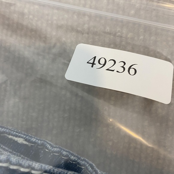 Miss Me Boyfriend Capri Jeans Womens 27 Medium Wash Relaxed Distressed 30x25 - Picture 14 of 14